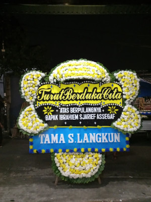 Papan Bunga Duka di Kauman